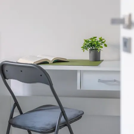 Nadmorskie 2 Sypialnie & Parking By Renters Daire