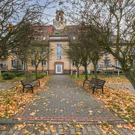 Nadmorskie 2 Sypialnie & Parking By Renters * Swinoujscie