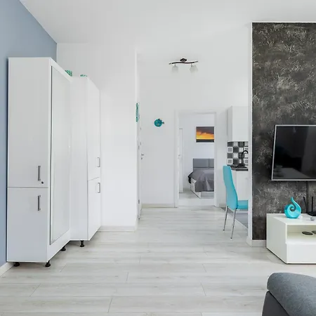 Nadmorskie 2 Sypialnie & Parking By Renters * Swinoujscie