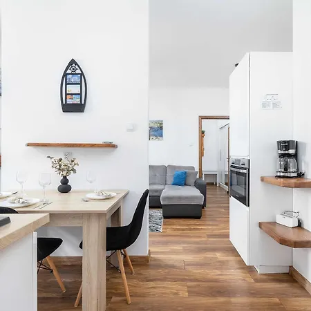 Nadmorskie 2 Sypialnie & Parking By Renters