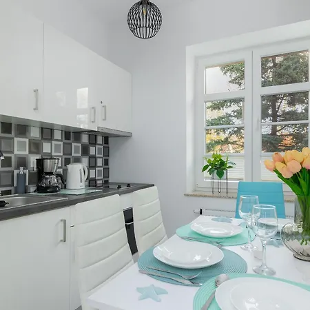 Apartment Nadmorskie 2 Sypialnie & Parking By Renters