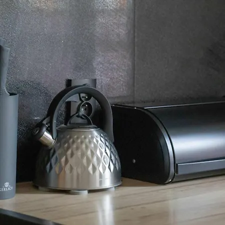 Nadmorskie 2 Sypialnie & Parking By Renters Daire Swinoujscie