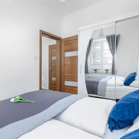 Nadmorskie 2 Sypialnie & Parking By Renters * Swinoujscie