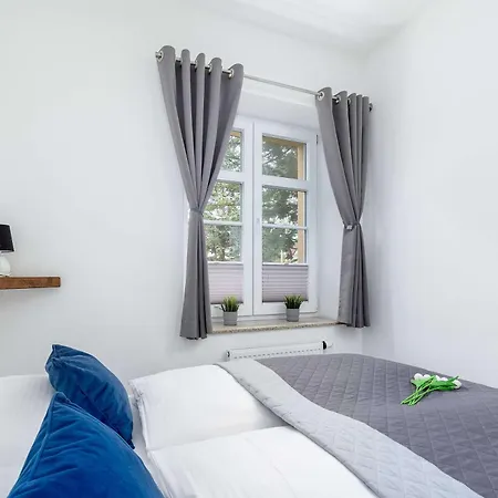 Nadmorskie 2 Sypialnie & Parking By Renters * Swinoujscie