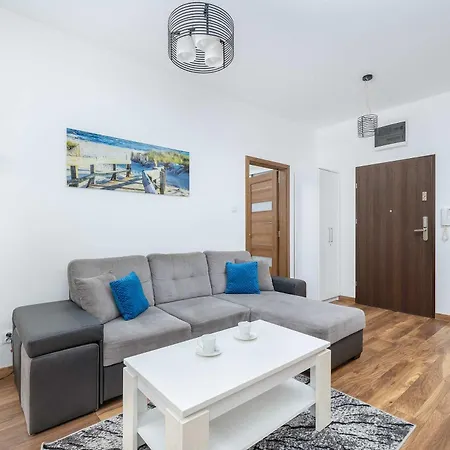 Nadmorskie 2 Sypialnie & Parking By Renters Daire Swinoujscie